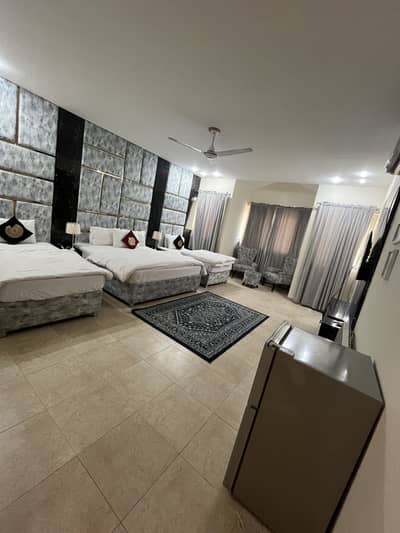 Rooms available F7/2