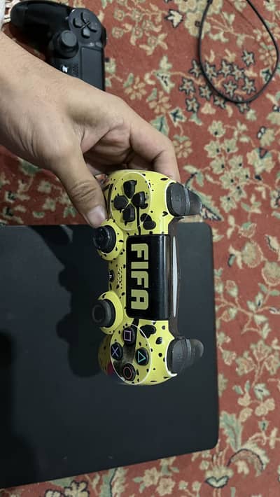 Australian import ps 4 10/10 condition with box