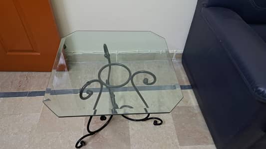 Best condition sofa set