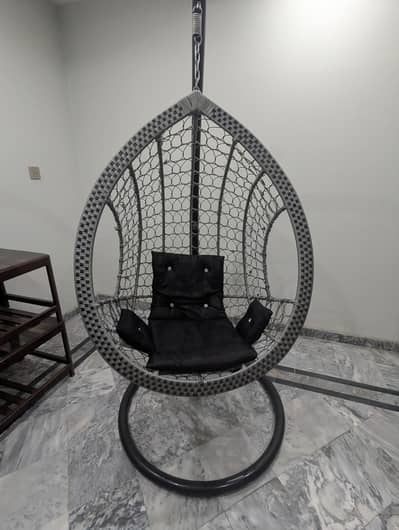 Hanging Egg Chair (Jhoola)