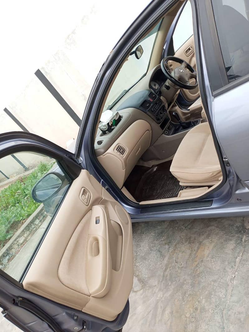 Nissan sunny 2005 2