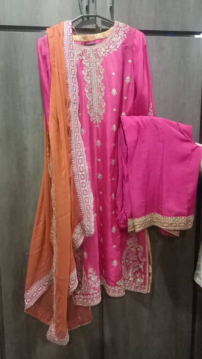 party wear/Agha Noor dress/branded dress/pink dress