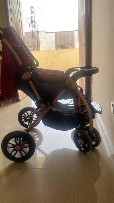 Garaco baby pram