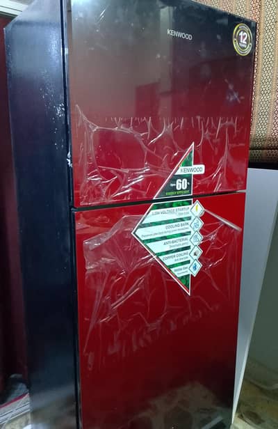 Brand new Kenwood full size refrigerator