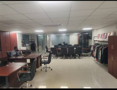 1st floor office with lift & car parking