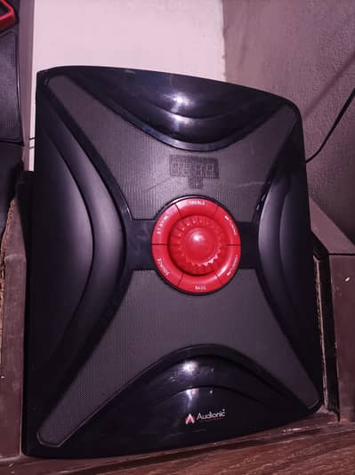 audionic company ke woofer all okay beshar mein thoda sa issue hai