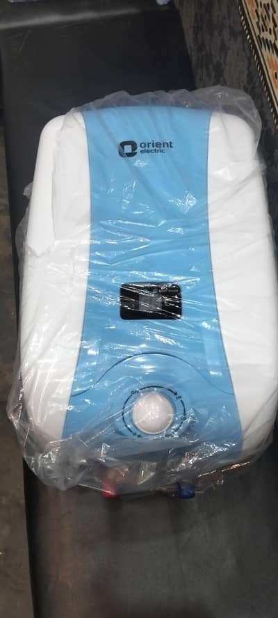 orient instant geyser 20L bilkul new hy used bi ni howa argent sale