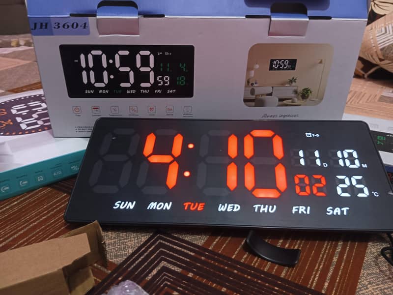 Multifunction Large LED Desk Wall Clock with Temperature, Date and 18