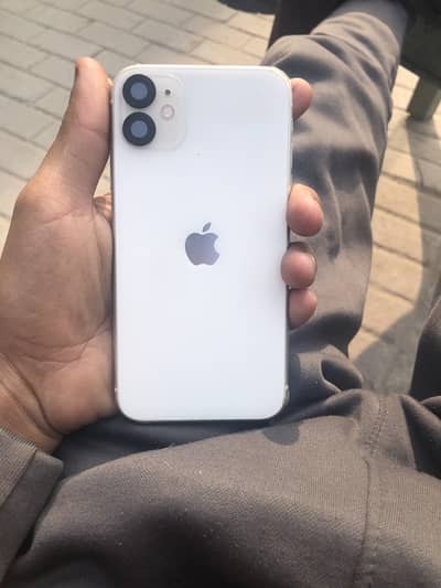 iPhone 11 64G 03297743603 What’sapp