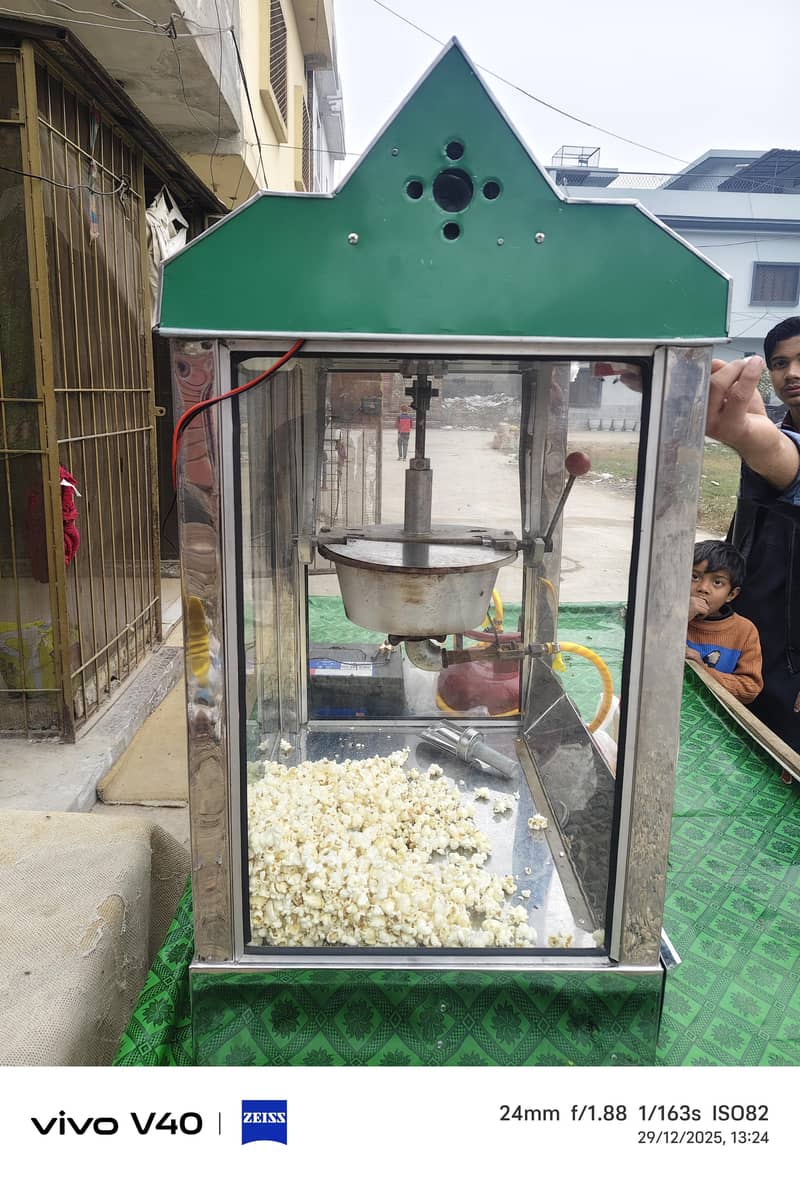 popcorn machine 4