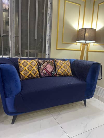 7 seater soofa set  - just like new