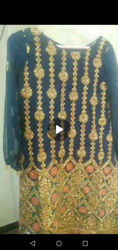 1 single shirt and 3 piece stiched suit for sale in just 4000