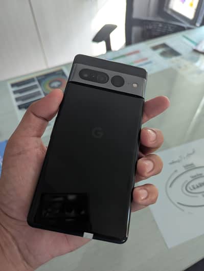 Google Pixel 7pro.  (8/128)