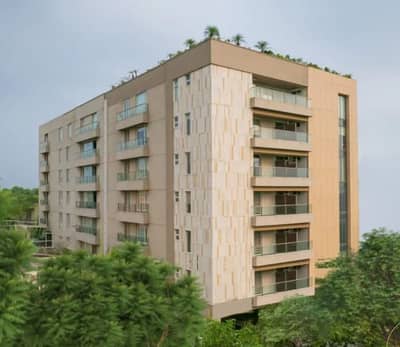 2 Bed Luxury Apartment With Maid Rood