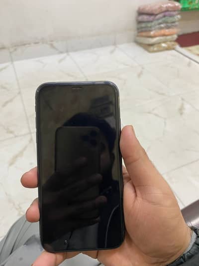iPhone 11black cllr non pta jv contect 03069522305 what’s up