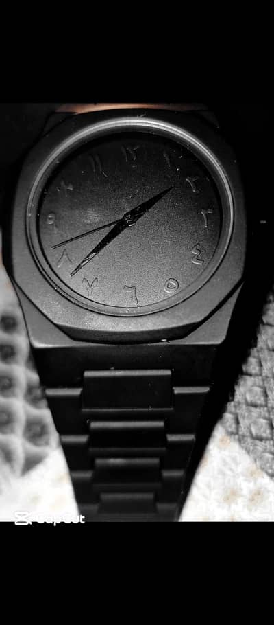 Non scratch able watch and made for people who like dark theme things