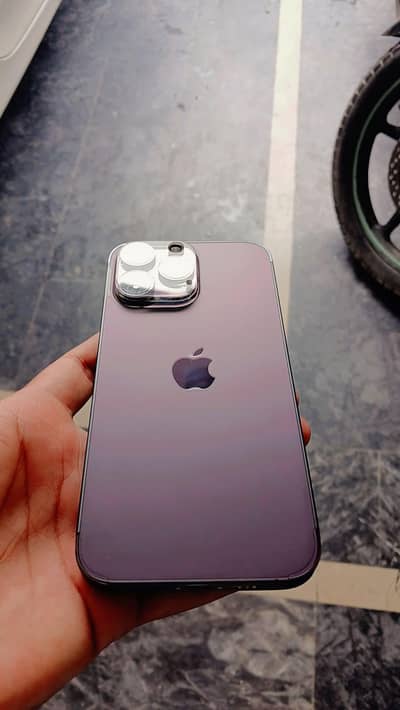 10by10 condition never minor scretch