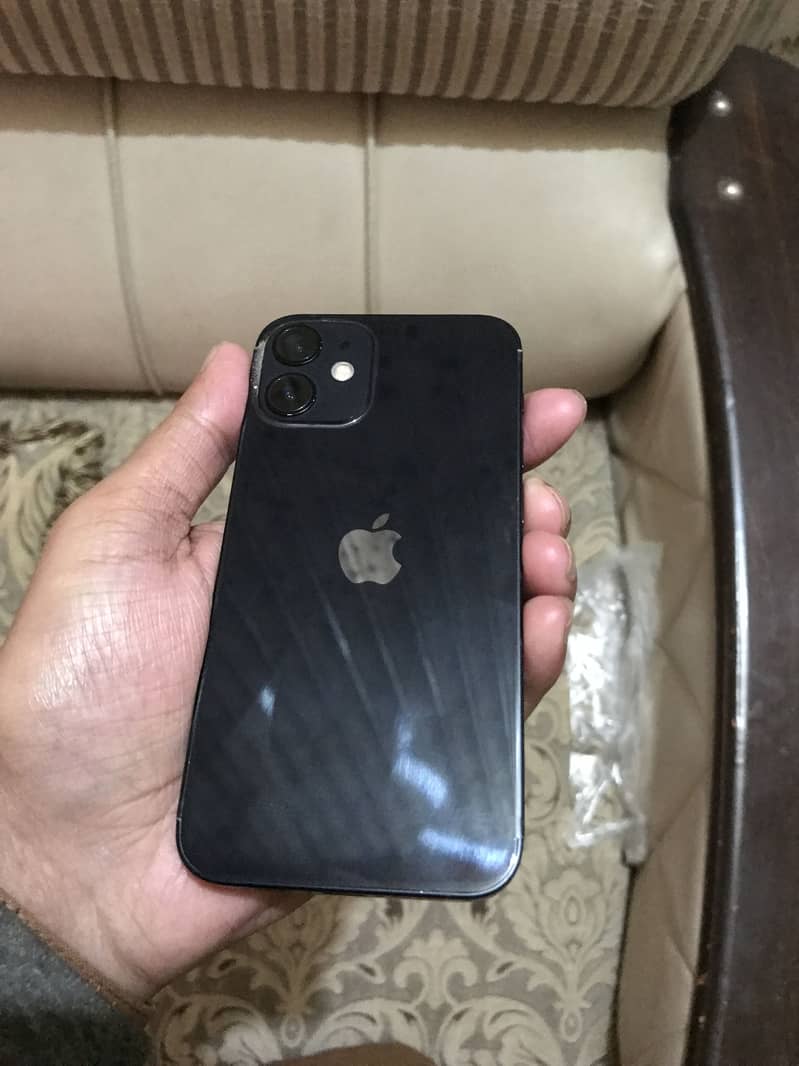 Iphone 12 mini 0
