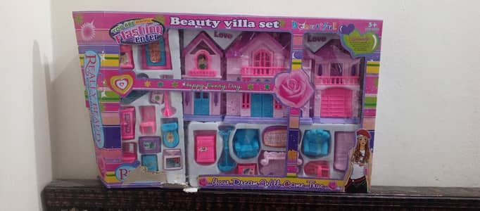doll house new condition