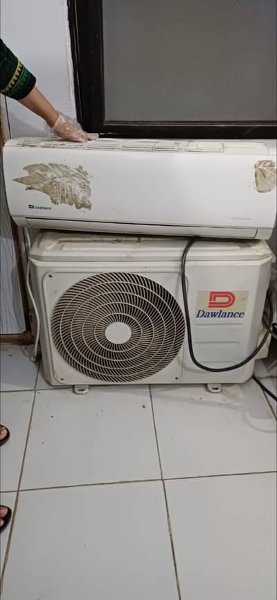 Only two year old AC 1 TON