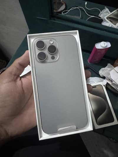 Iphone 15 pro max HK