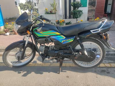 65 kilometer avg new condition less used pridor black beauty