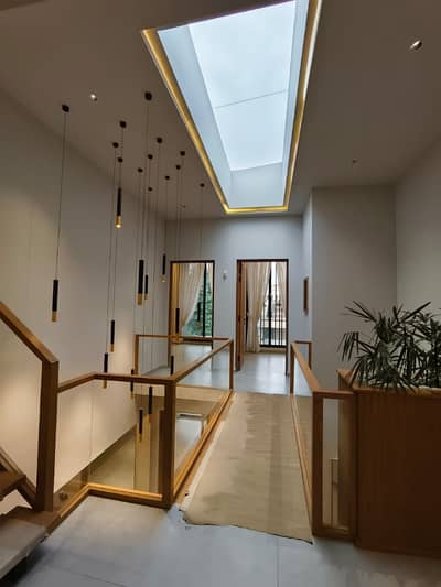 Ultra Designer 10 Marla Single Unit House For Sale