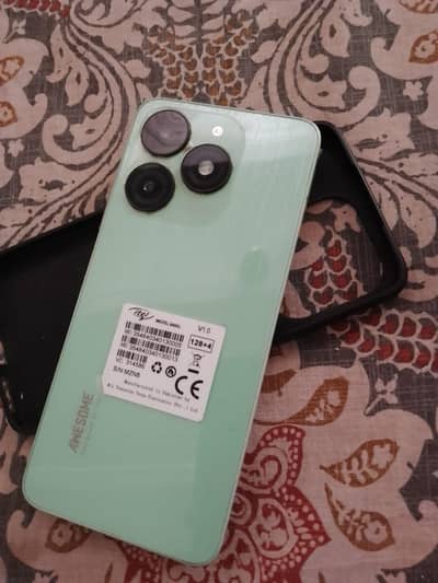 itel a70 rim 4 rom 128 complete Saman hai