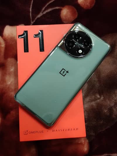 One Plus 11 PTA Approved 16gb 512gb Top of the Line