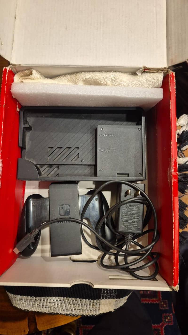 Nintendo Switch OLED Jailbroken 7