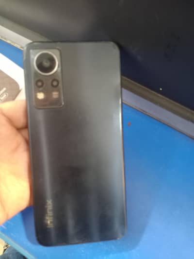 Note 11 4/128 with charger Pta Approved