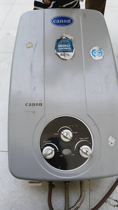 Canon gas gyser/energy efficient-instant hot water/2× products