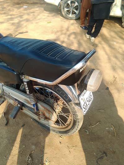 Honda 125 03063384128 call or whatsapp