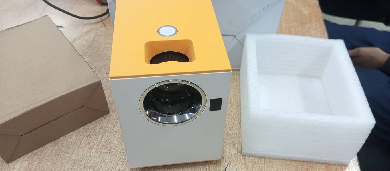 Mini projector 4