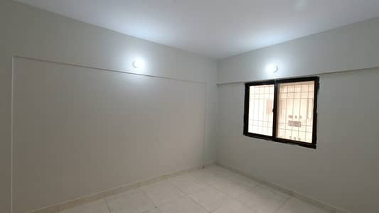 Flat For Sale In Gulshan-E-Iqbal - Block 1