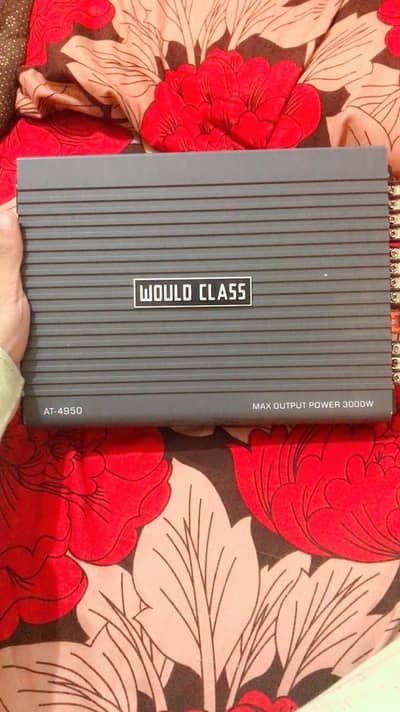 4 CHANNEL AMPLIFIER  3000WATT