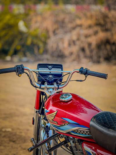 honda 125 . . .     03360484008  wtsp end call