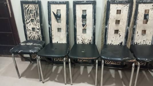 Set of 6 dining chairs| steel frame with wooden base