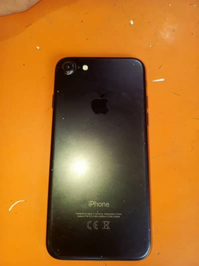 iPhone 7 behtarin condition urgent sale