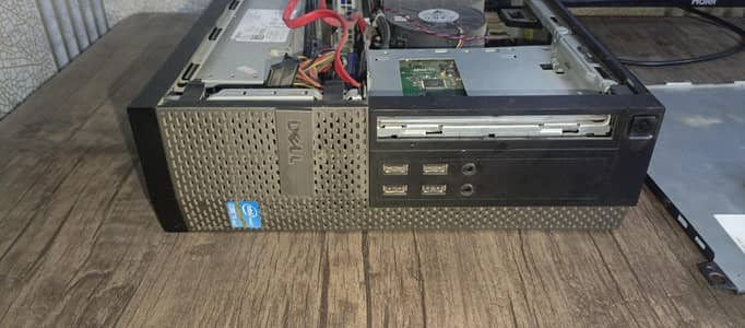Dell optical 990 with AMD 7500 SERIES DDR5 GRAPHICS CARD