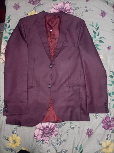 Three piece pent coat in new condition