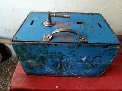 money box Galla for sale