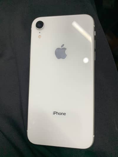 Iphone XR jv (64 gb) contact (03175454080)