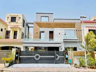 10 Marla Brand New Modern House for Sale Bahria Town, Lahore