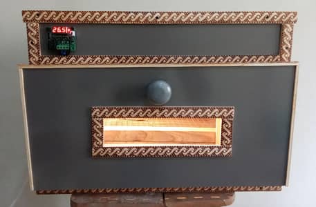 Manual Incubator machines for sale.