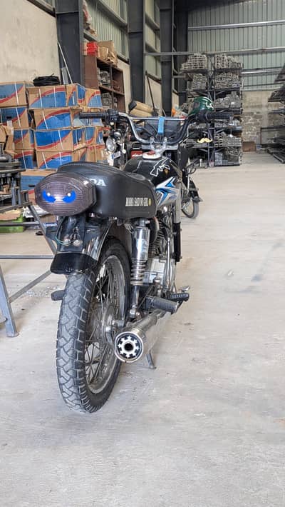 Honda 125  hai 2013 model