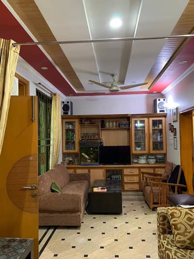 5 Marla beautiful portions available for rent