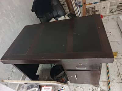 office table for sale condition 10/9
