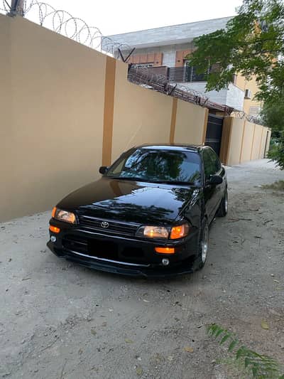 Toyota Corolla 2000 Model