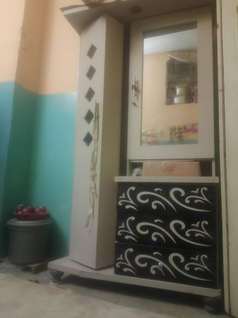 dressing table 1